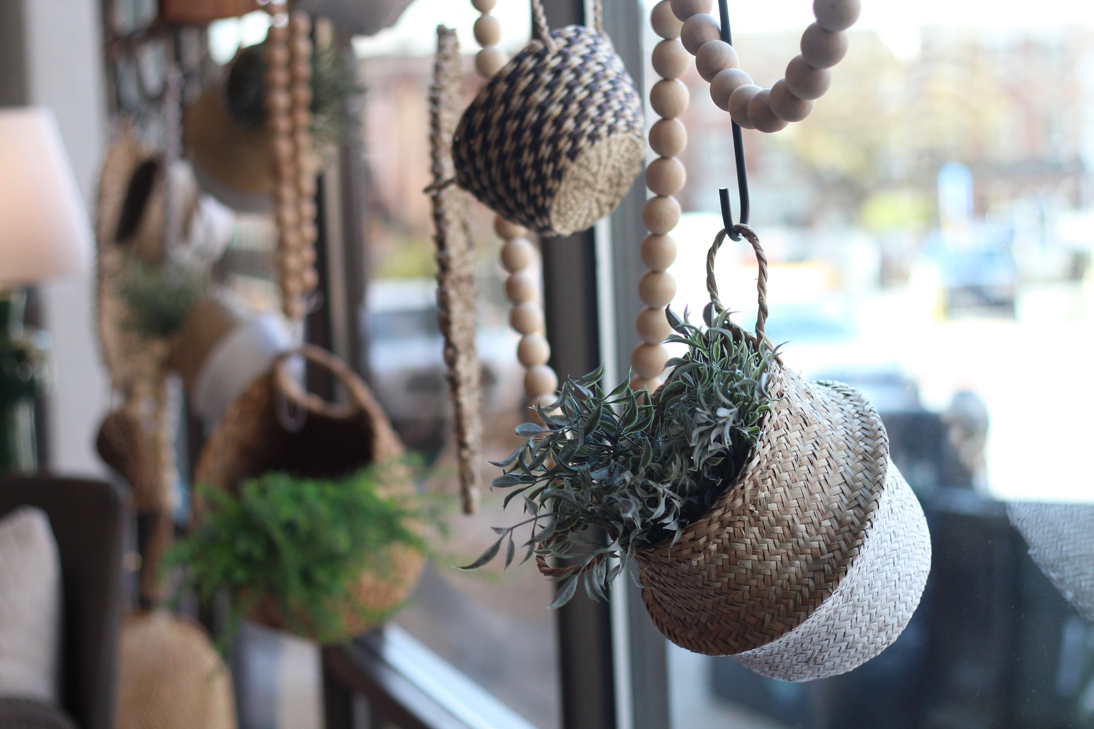 Gallery Pine + Quill